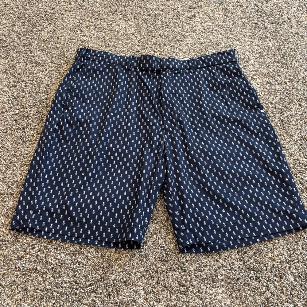 RLX Ralph Lauren Navy and White Patterned Golf Shorts